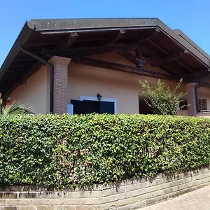 Caronni, - Relax E Mare A Due Passi Da Roma Ostia Antica